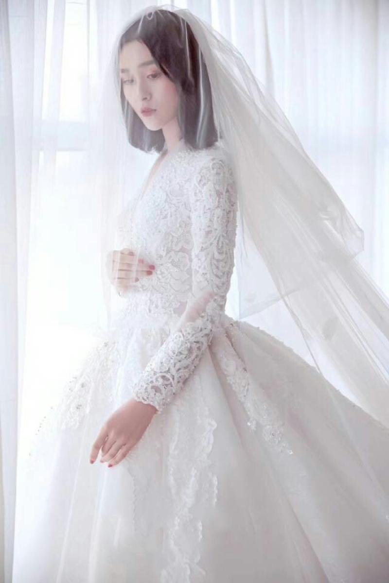 High-end Ivory Wedding Dresses 2020 A-Line / Princess V-Neck Beading ...